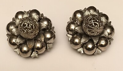Vintage Signed Kramer Silvertone Bead Cluster Clip On Earrings