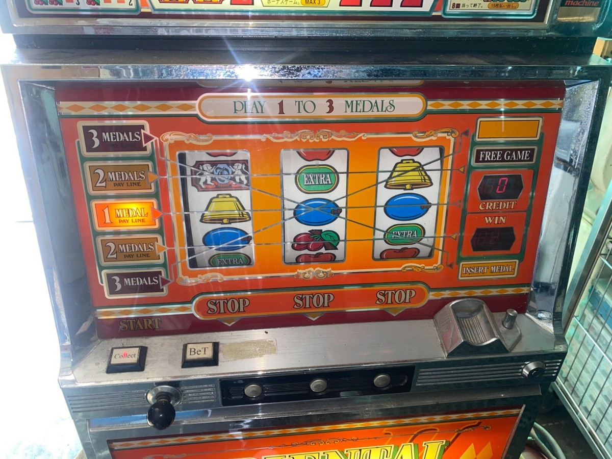Vintage Oriental Universal Slot Machine Japan Works | eBay