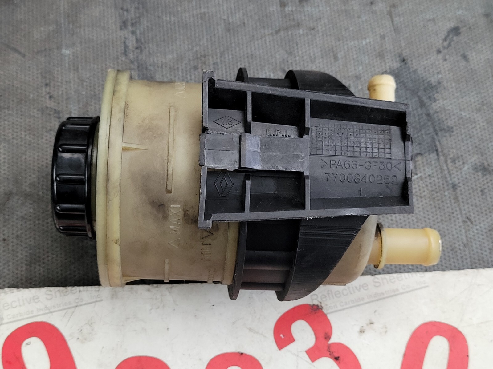 VIVARO TRAFIC PRIMASTAR 2007 2014 POWER STEERING FLUID TANK