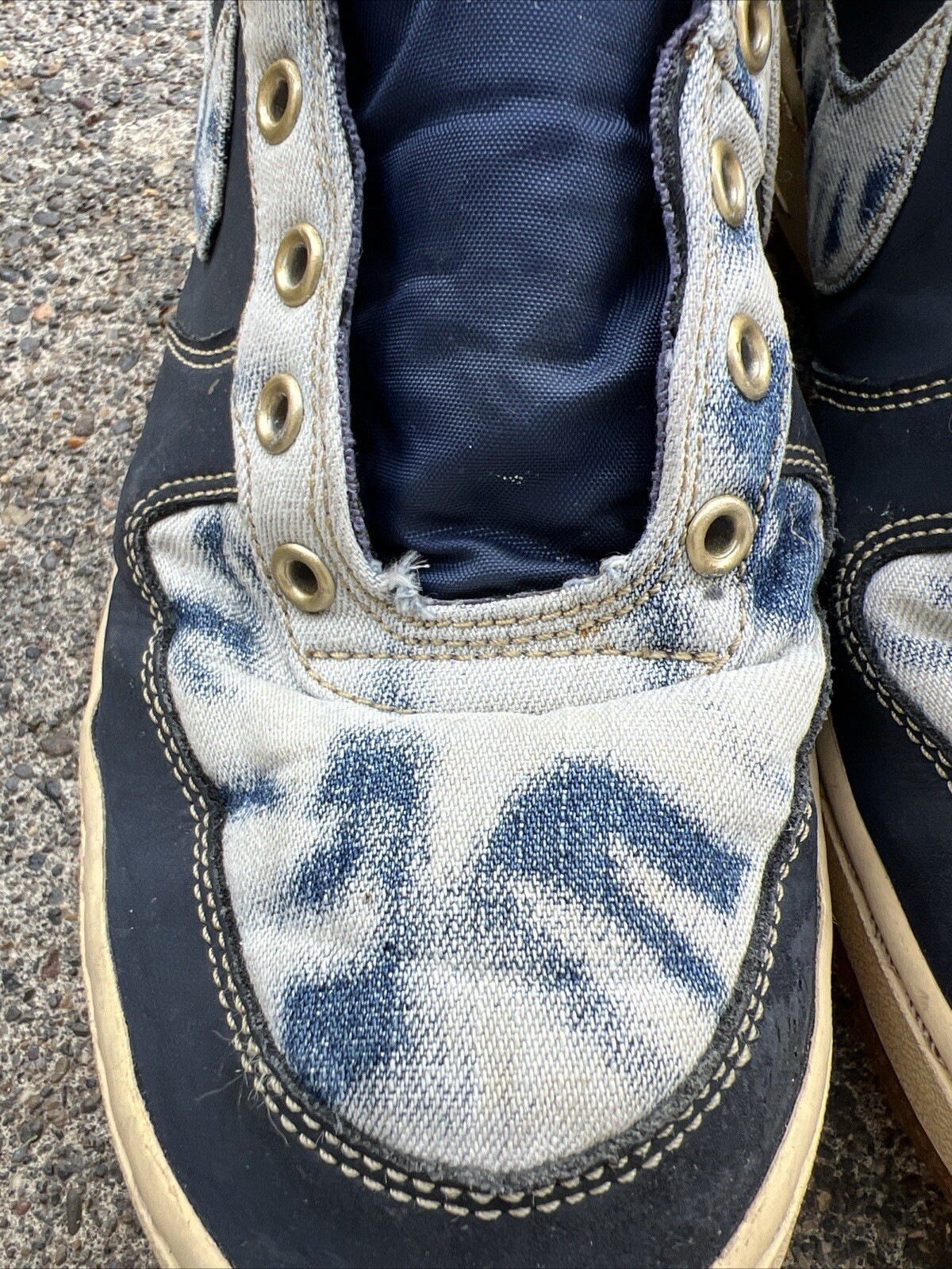 Picture 5 of 12