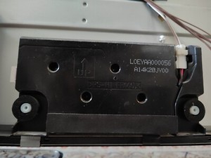 Ein Paar Speaker (Lautsprecher) Panasonic Fernseher Modell TX-47ASW654