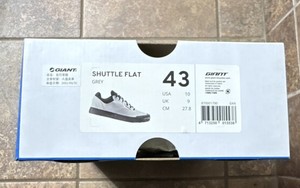 Giant Shuttle Flat Cycling Bicycle Shoes Breathable Gray/Black EU 43 US 10