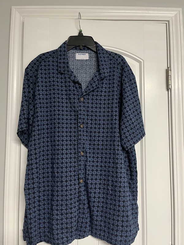 Old Navy Lightweight Hawaiian Button Up  Shirt Men LARGE BEACH Casual 46 EUC