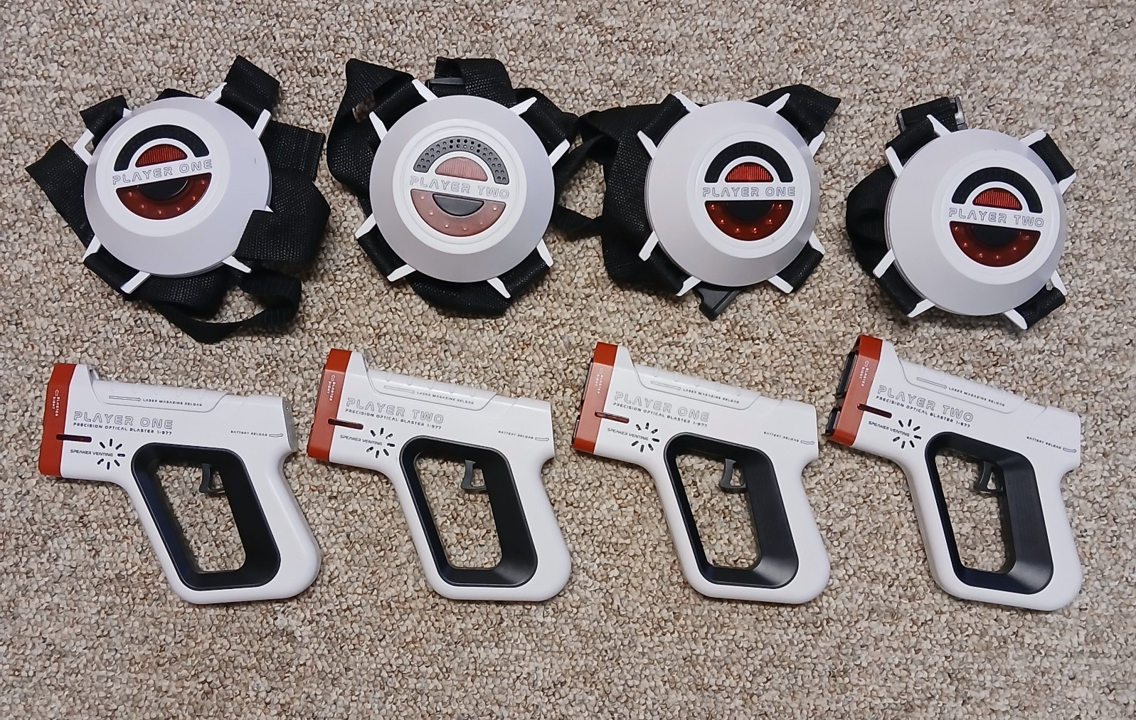 F.A.O. Schwarz Precision Optical Laser Defense System Laser Tag Guns and Targets