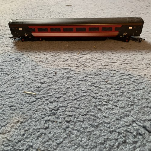 Hornby R4087H Virgin Trains Mk2D Brake Coach 9526 in VT Livery, neuwertig, verpackt... | Zustand: Used