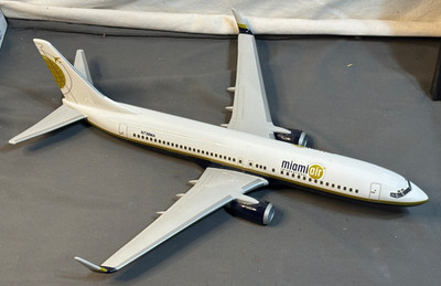15'' Atlantic Model MIAMI AIR Boeing 737-800 Passenger Jet plane DESK SHELF Decor
