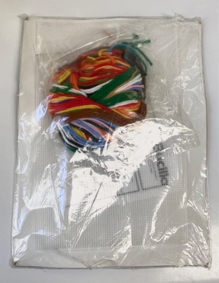 Vtg Bucilla Plastic Canvas Kit SET OF 10 Holiday MAGNETS Christmas Fall 🎄 - Image 3 of 4