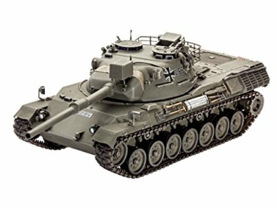 Leopard 1 (2-4 Production Batch) Tank Kunststoff Kit 1:3 5 Modell Revell