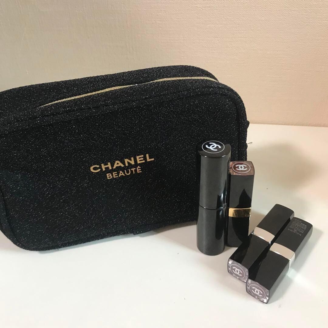 CHANEL BEAUTE Pouch Black 13×20×5cm *No Box* Christmas limited