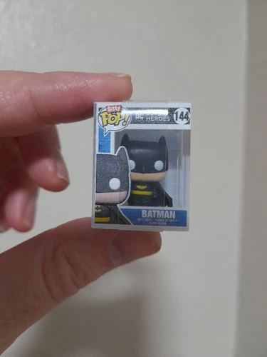 Funko DC Comics Bitty Pop! DC Super Heroes Batman #144