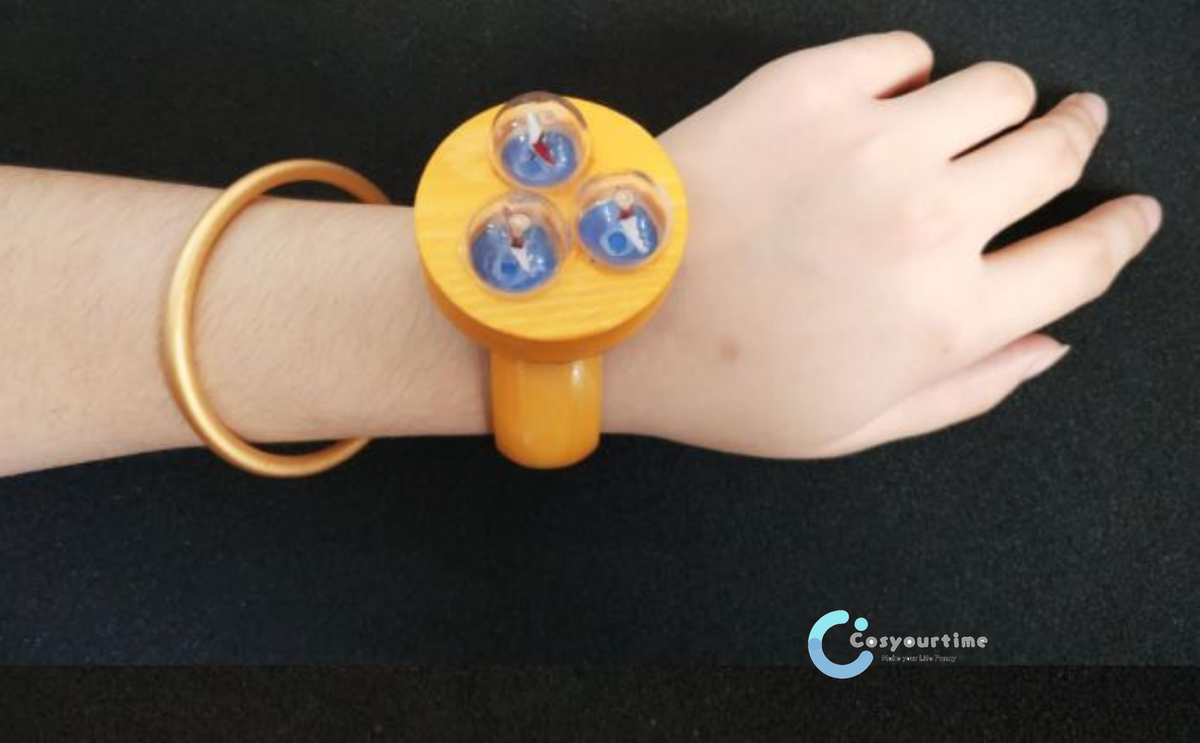 Anime One Piece Cosplay Nami Bracelet Pointer Compass Pointer Open