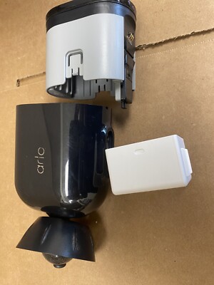 Arlo Pro 4 Spotlight Wireless Camera Single VMC4041P Black - NO MOUNTING PLATE