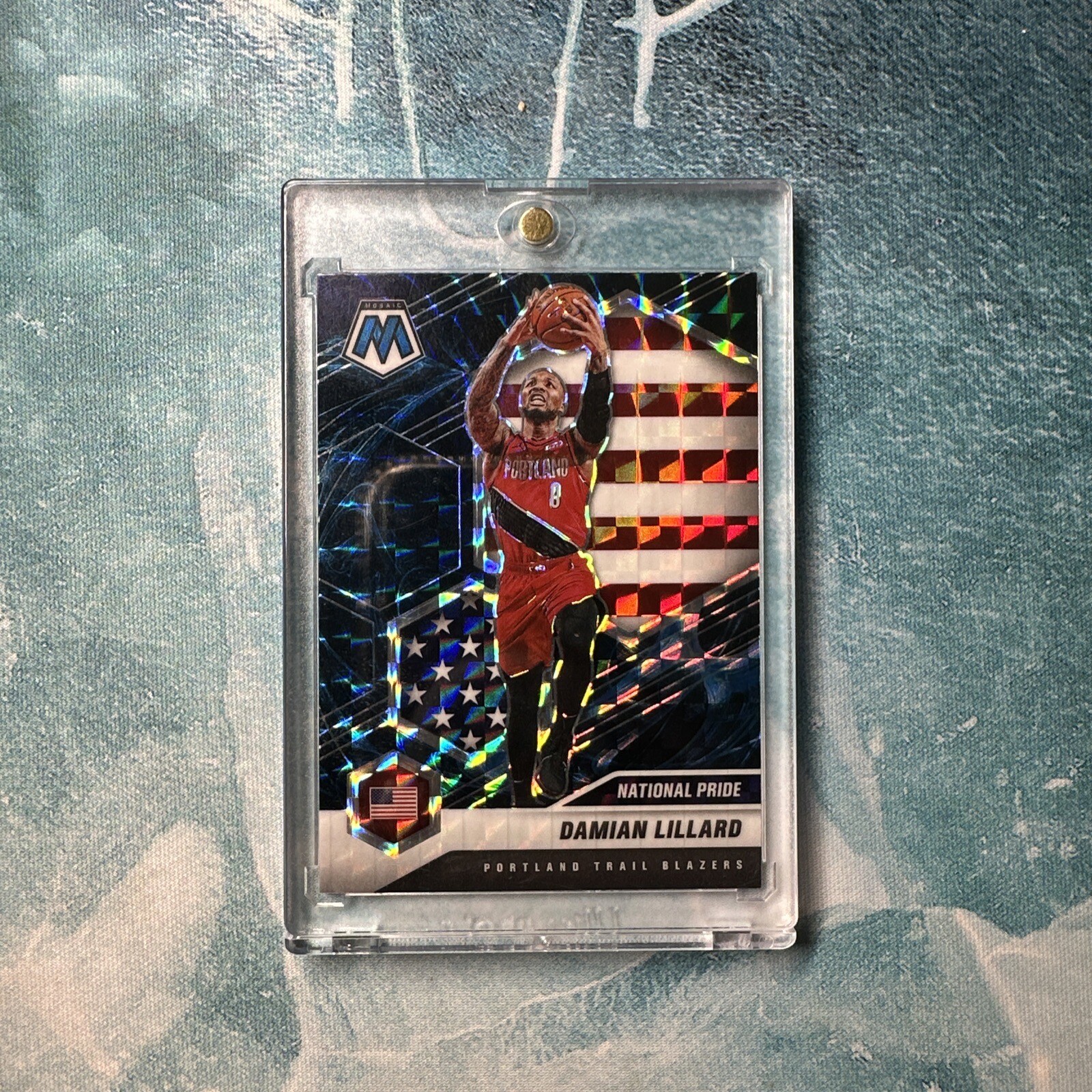 2020-2021 Panini Mosaic Damian Lillard National Pride 246 Genesis CASE HIT