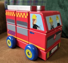 Jojo Maman Bebe    Wooden Block Fire Engine