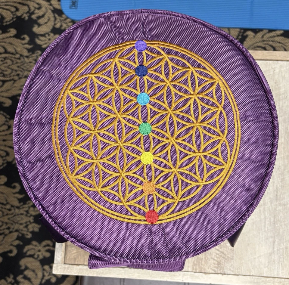 Frosted Crystal Singing Bowl Set of Three 432Hz 7”, 7.75”x 9” New w/Carry Case - Image 3 of 3