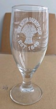 Hook Norton Brewery Co. Ltd. Halbes Pint Stielglas. Vicrila Festival. 2021. UK.