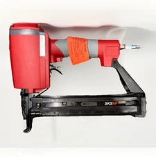  🔨 NEW Condition SENCO 18 Gauge Narrow Crown Stapler (SKSXP-L) - Tested 
