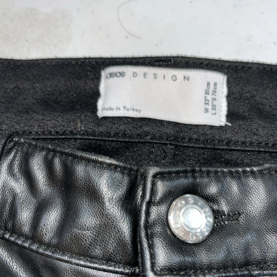 Pantalones de pierna cónica negros de cuero sintético para hombre 32x30 de ASOS Foto 2 de 4