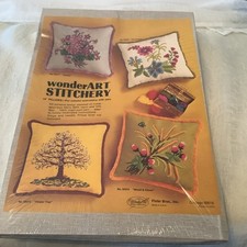 NWT WonderART Stitchery 14" Embroidered Wool Yarn Pillow Kit "Floral Swirl"