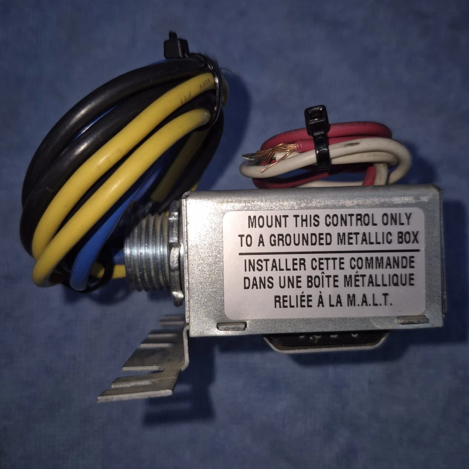 Brand New White-Rodgers Level Temp Electric Heat Relay Type 24A05E-1  208VAC - Image 2 of 4