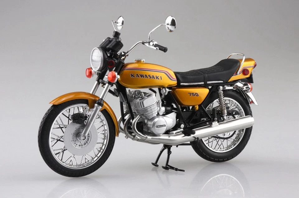 AOSHIMA 1/12 Scale kawasaki 750SS MACH IV Gold Motorcycle Diecast Model Toy  - Bild 4 von 4