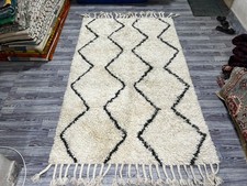 Moroccan Shaggy Rug 5 × 8 ft – Plush Ivory Beni Ourain Style with Black Zigzag