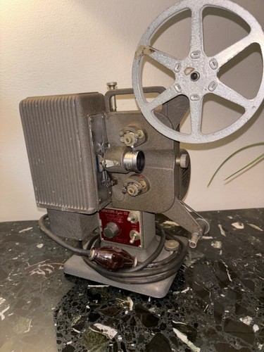 PROJECTEUR KODASCOPE EIGHT.33 110 VOLTS FONCTIONNEL LAMPE