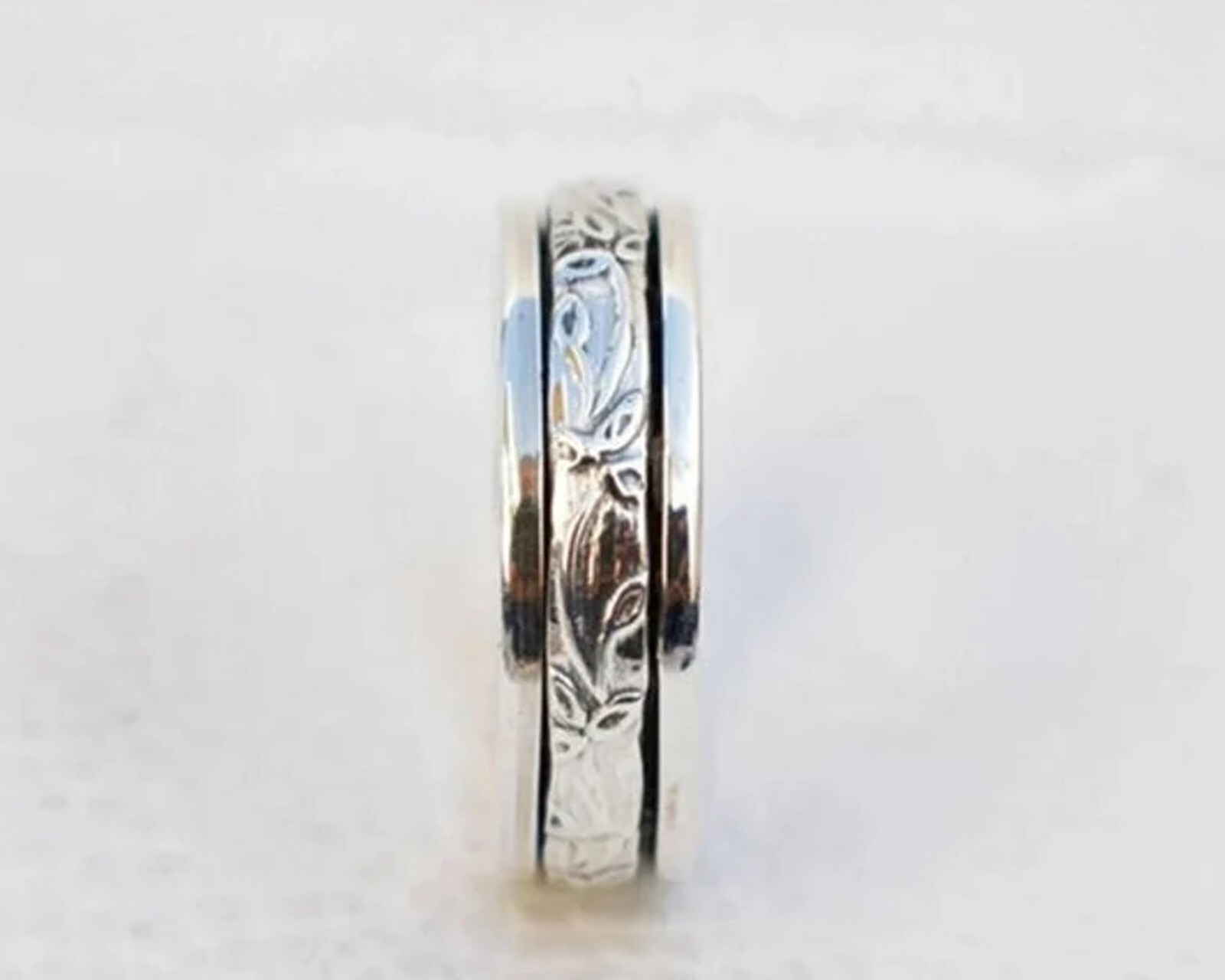 Handmade 925 Sterling Silver Floral Spinner Meditation Ring for Relaxation
