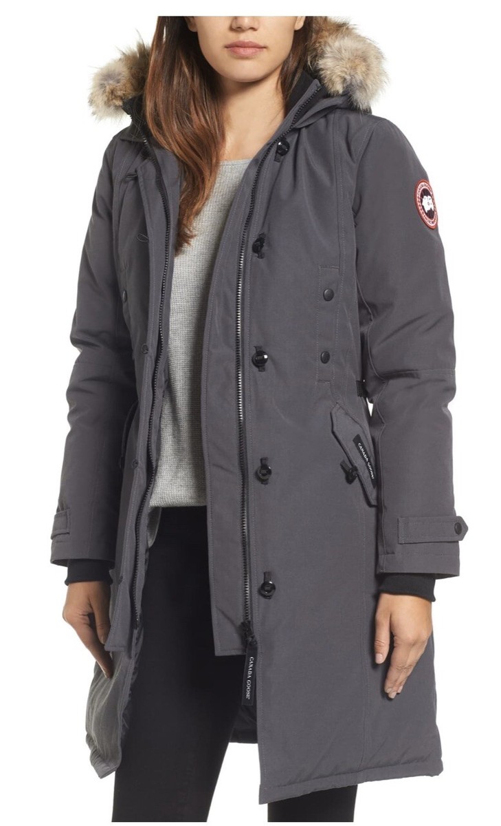   ケンジントンパーカー Canada Goose Kensington Slim Fit Down Parka with Genuine Coyote