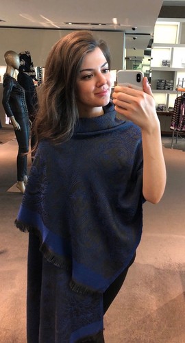 Versace Medusa Pattern Wool Scarf - Picture 2 of 5