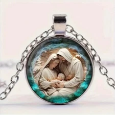 Retro Religious Round Pendant Necklace With Nativity Detail Jewelry Gift