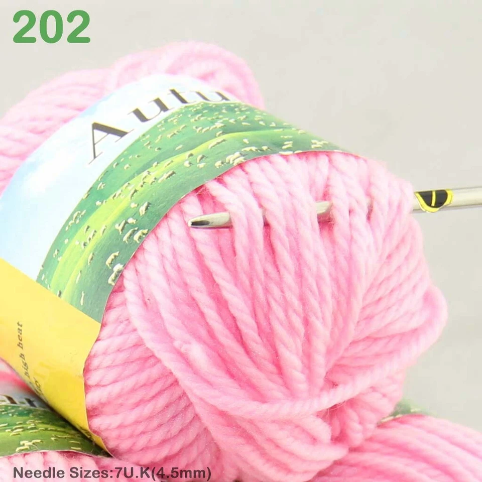 VENTA Lote de 6x50gr Bolas NUEVAS Suave Lana Peinada Seda Cálido Hilo de Tejer a Mano 202 Foto 2 de 4