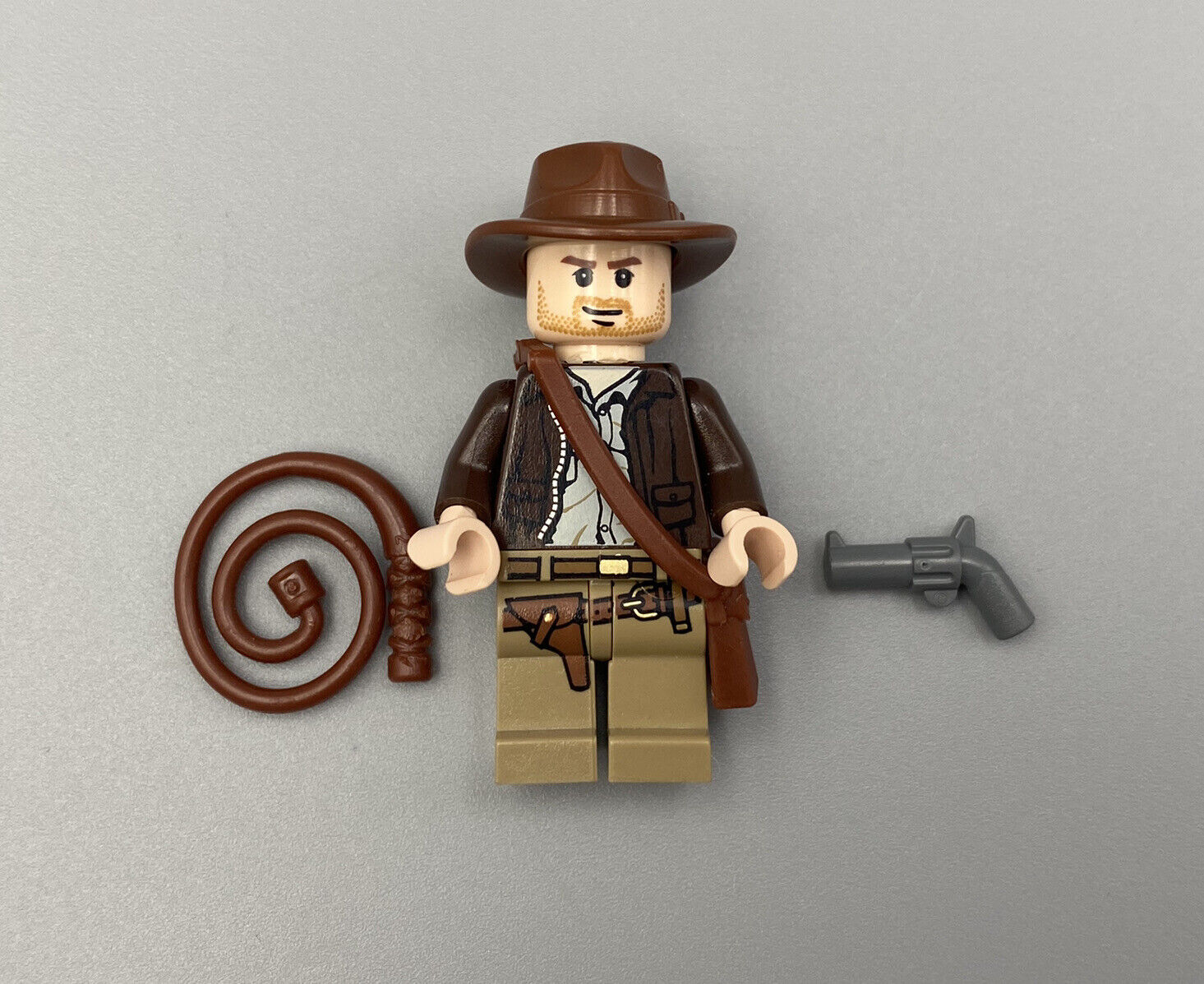 Lego Indiana Jones Minifigure with Satchel & Whip iaj001 #7627 #7623 ##7626