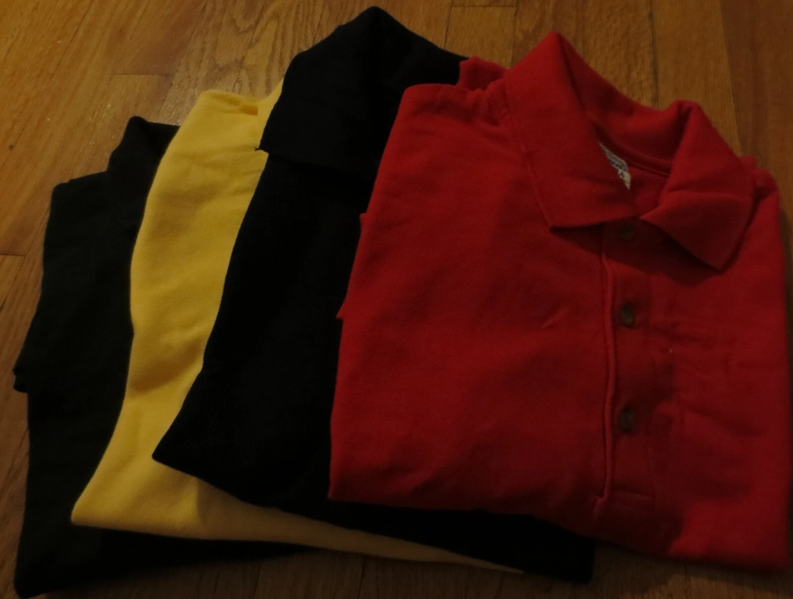 Gildan Activewear Men Golf Shirt Medium 8 PC 4 Color 100 % Cotton Red Navy FG