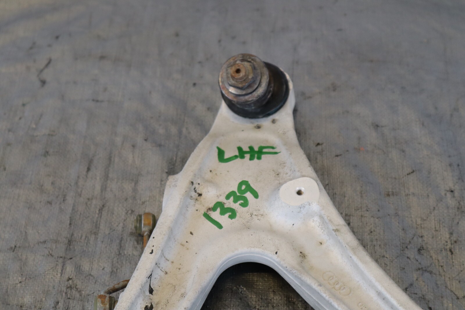 2014 AUDI R8 V8 QUATTRO AWD 4.2L OEM LH DRIVER FRONT LOWER CONTROL ARM #1339