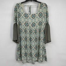Umgee Dress Women’s Sz M Green Floral Boho Print Bell Slit Sleeves Above Knee