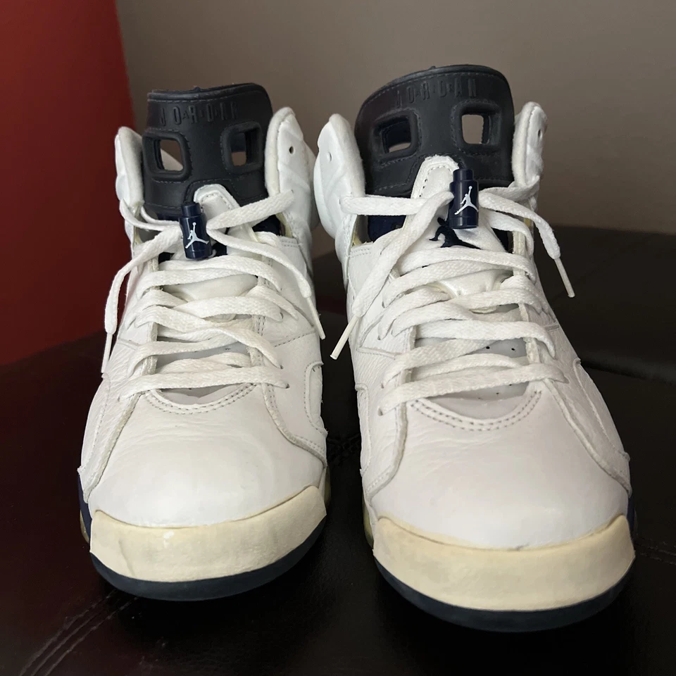 Talla 8 - Air Jordan 6 Retro 2000 Midnight Navy Foto 2 de 4