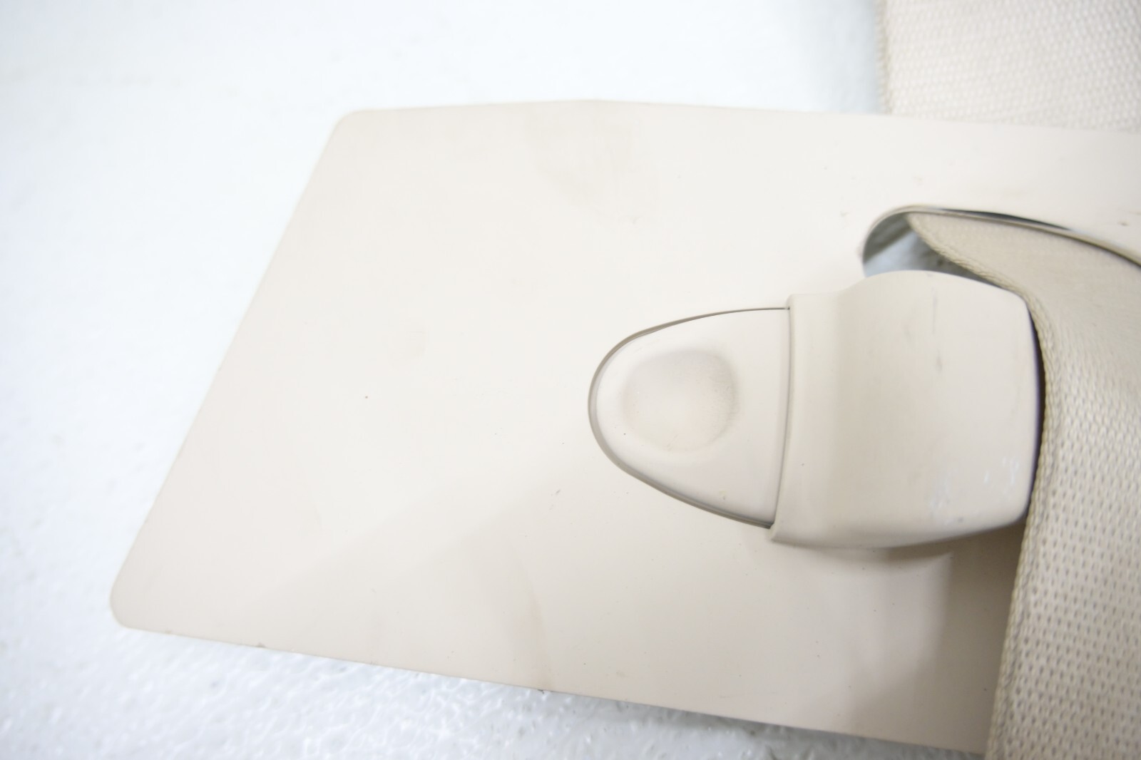 ⭐ 14-21 Maserati Ghibli Front Left Driverer Seat Belt Retractor Beige Oem