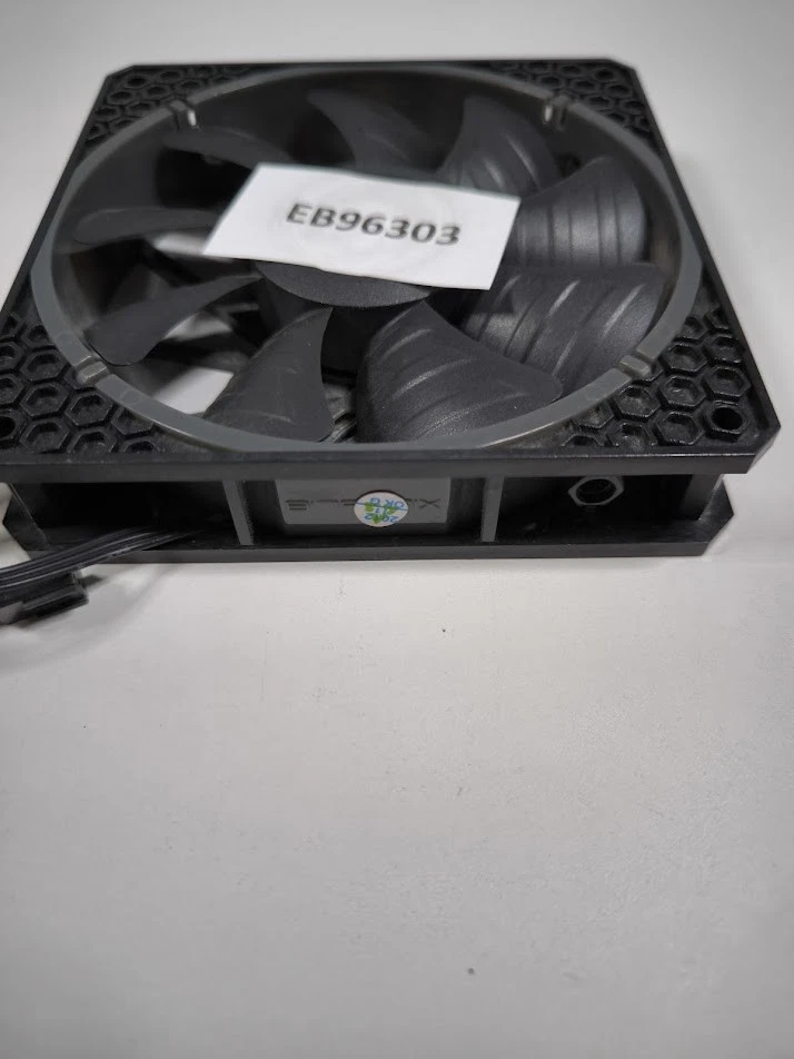 BitFenix BFF-SPRO-12025KK 120mm Ventola - Usato,Non Testato,Cosmetico Indossare - Immagine 2 di 4