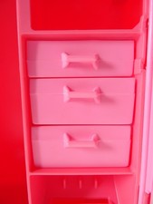 Vintage Barbie-Möbel Dream Furniture Kleiderschrank OVP + Puppe Mattel (18934)