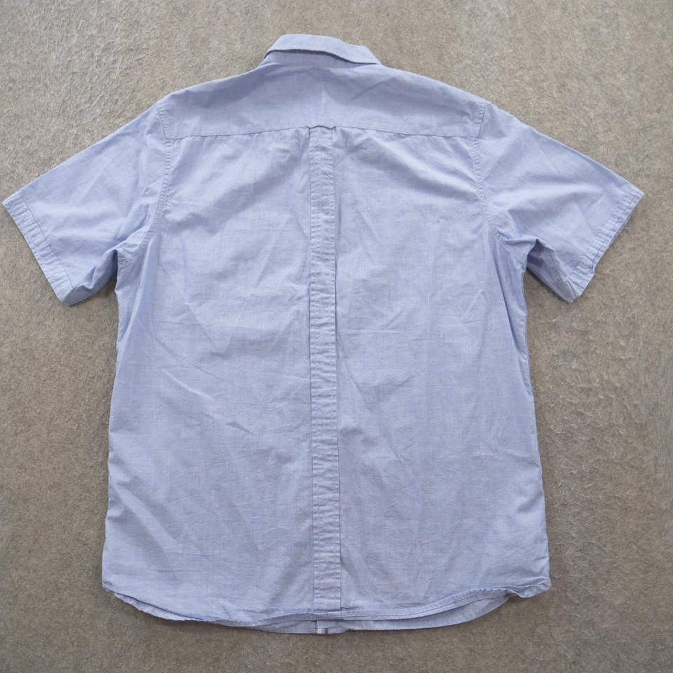 Camisa Fred Perry Para Hombre Grande Azul Abotonada Manga Corta Logo Calce Ajustado Foto 2 de 4