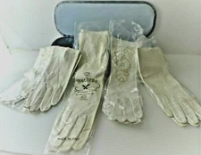 Vintage 1940s Leather Evening Duchess Gloves made in Italy by New York Glove Co.