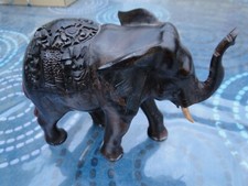 Magnifique Sculpture en bois précieux Eléphant