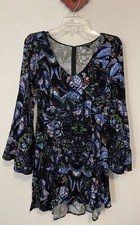 Express Womens Size 6 Black Vneck Short Flare-Sleeved Flowy Rayon Dress! A1855