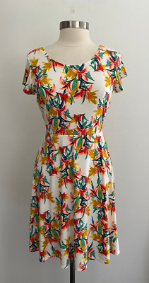 Gili SHort Sleeve Floral Print Dress sz Medium