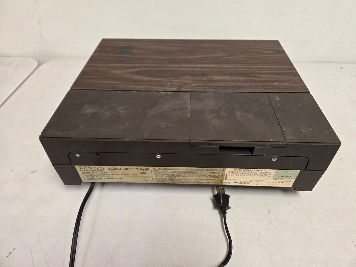 Zenith VP2000 CED Video Disc Player (Powers On, No Stylus