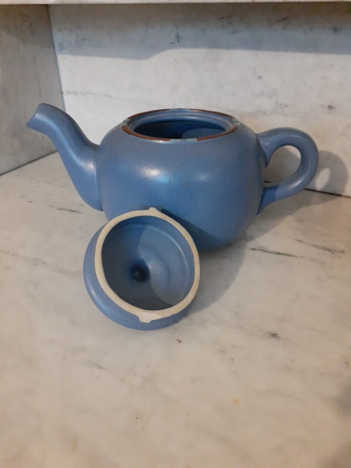 Théière en grès bleue. Travail artisanal en grès de belle qualité.  - Photo 4/4