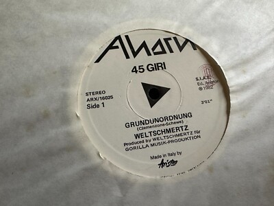 Weltschmertz /Toyah - Grundordnung / Be Proud Be Loud (Be Heard) DISCOMIX 1982