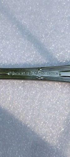 Towle HOTEL Multi Motif Ribbon Edge Glossy 18/10 Stainless 6 1/4" TEASPOONS - Picture 7 of 7