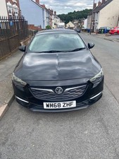 vauxhaul insignia design NAV turbo diesel five door hatchback